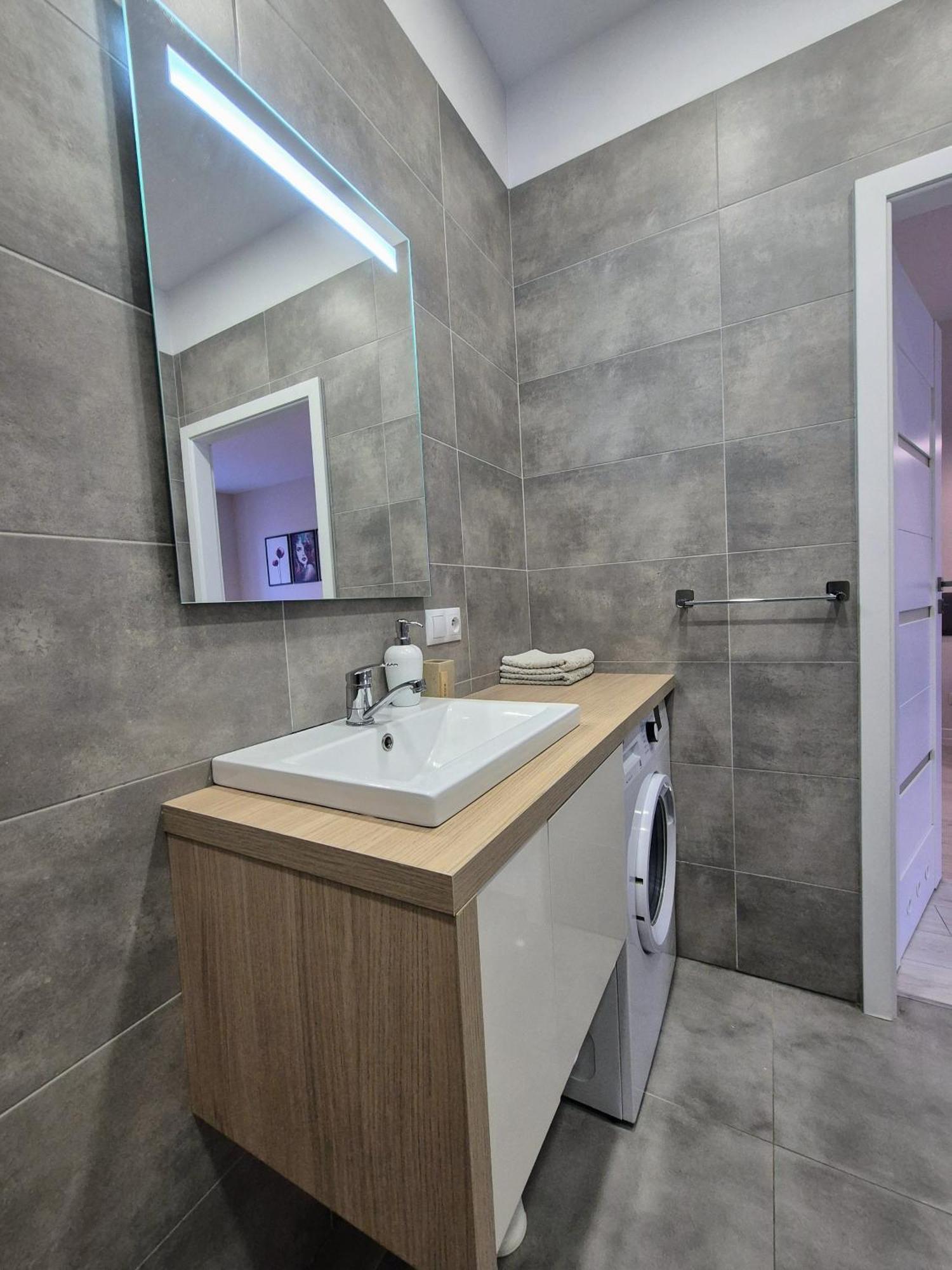 Charming Apartment In The City Centre, Lodz Exteriér fotografie