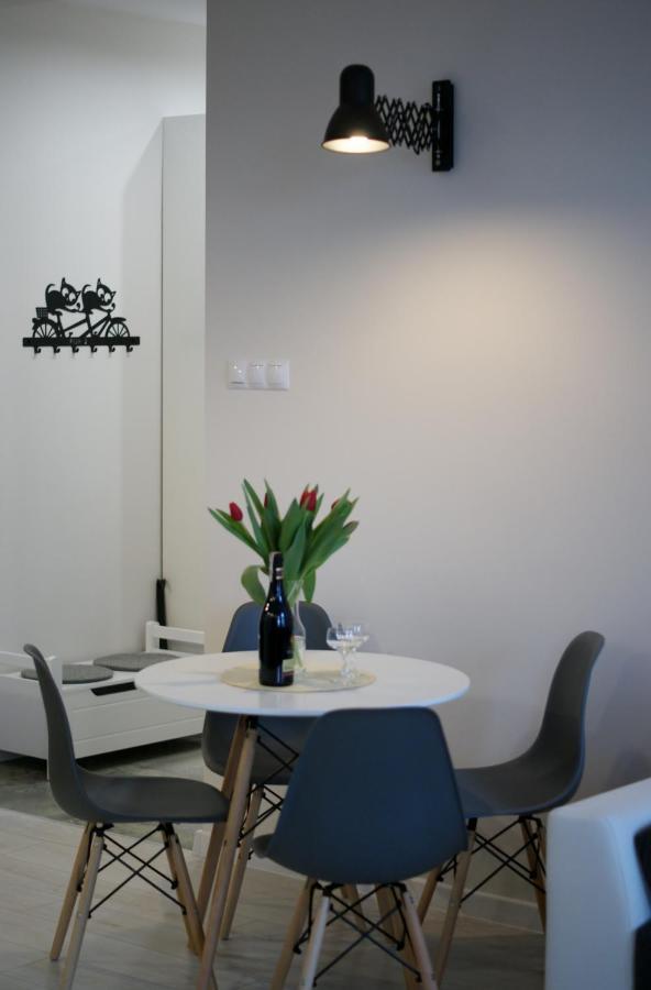 Charming Apartment In The City Centre, Lodz Exteriér fotografie